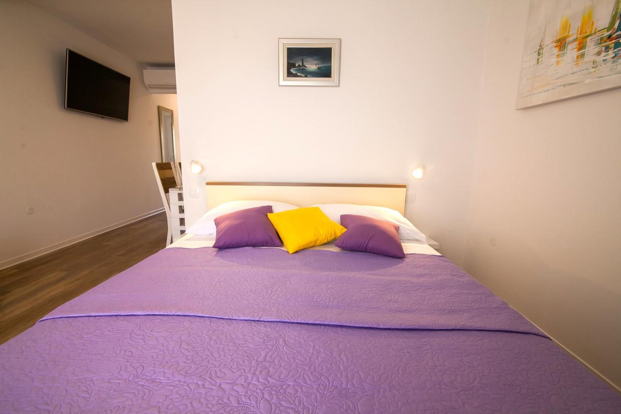 Sirius Apartments Bol Extérieur photo
